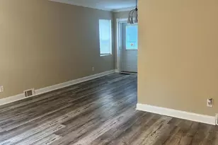 525 Dorchester Ave, Reading, PA 19609 - Photo 5