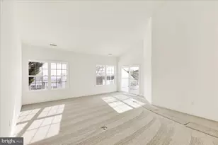 424 Oak Hill Ln, Reading, PA 19610 - Photo 15