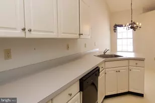 103 Hawthorne Ct, Wyomissing, PA 19610 - Photo 11