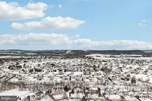 230 N Shadybrooke Dr, Douglassville, PA 19518 - Photo 61