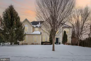 230 N Shadybrooke Dr, Douglassville, PA 19518 - Photo 65