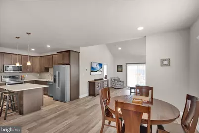 231 Sunglo Drive, Leesport, PA 19533 - Photo 7