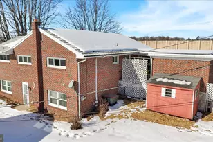 629 Lawrence Ave, Reading, PA 19609 - Photo 37