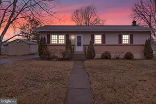 219 Shockley Dr, Birdsboro, PA 19508 - Photo 3