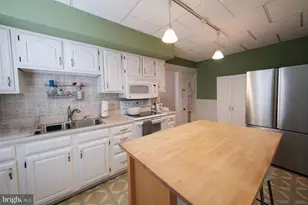 41 N Carroll St, Reading, PA 19611 - Photo 9