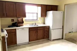 4208 Juniper Dr, Reading, PA 19605 - Photo 5