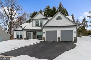 200 Sianna Cir, Wernersville, PA 19565 - Photo 29