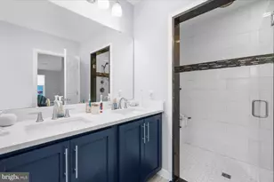 200 Sianna Cir, Wernersville, PA 19565 - Photo 17