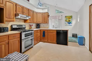 56 Hearthstone Dr, Reading, PA 19606 - Photo 5