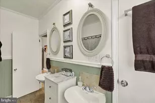 410 Windsor St, Wyomissing, PA 19610 - Photo 11