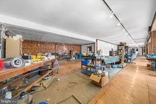 102 S Richmond St, Fleetwood, PA 19522 - Photo 9