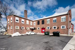 102 S Richmond St, Fleetwood, PA 19522 - Photo 1