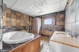 102 S Richmond St, Fleetwood, PA 19522 - Photo 33