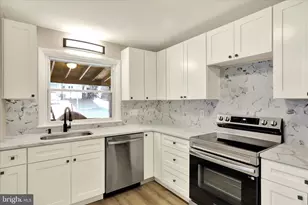 2560 Grant St, Reading, PA 19606 - Photo 13