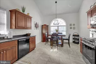 61 Regina Dr, Reading, PA 19608 - Photo 3