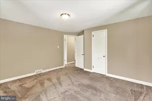 2013 Dennis Dr, Reading, PA 19601 - Photo 15