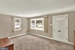 2013 Dennis Dr, Reading, PA 19601 - Photo 3