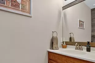 110 Pennsylvania Ave, Sinking Spring, PA 19608 - Photo 21