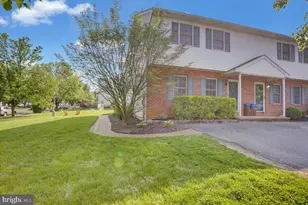 119 Carriage Dr, Wernersville, PA 19565 - Photo 1