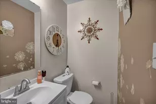 119 Carriage Dr, Wernersville, PA 19565 - Photo 11