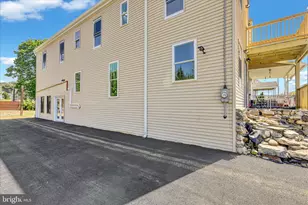 3313 Marion St, Reading, PA 19605 - Photo 3