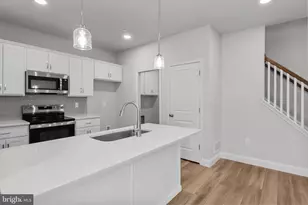 221 Lucille Way, Fleetwood, PA 19522 - Photo 7