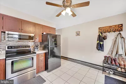 137 E High Street, Womelsdorf, PA 19567 - Photo 11