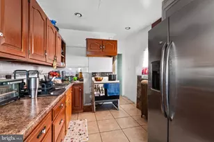 704 N 13th St, Reading, PA 19604 - Photo 13