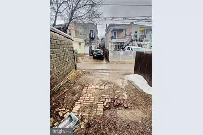 725 Pear Street, Reading, PA 19601 - Photo 11