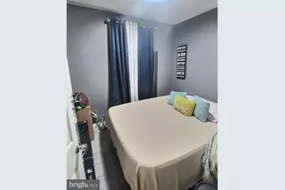 725 Pear Street, Reading, PA 19601 - Photo 9