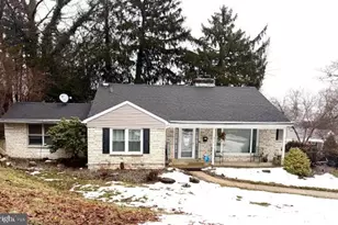 311 Lynoak Ave, Reading, PA 19607 - Photo 1