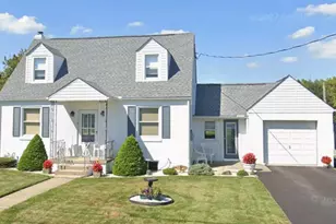 825 Bellefonte Ave, Reading, PA 19607 - Photo 1