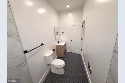 230 N 9th Street, Reading, PA 19601 - Photo 9