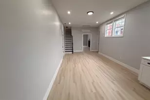 230 N 9th St, Reading, PA 19601 - Photo 7