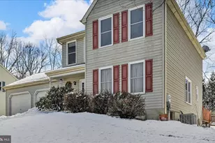 39 Fox Glove Ln, Reading, PA 19606 - Photo 7