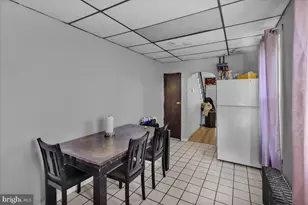 404 N 13th St, Reading, PA 19604 - Photo 7