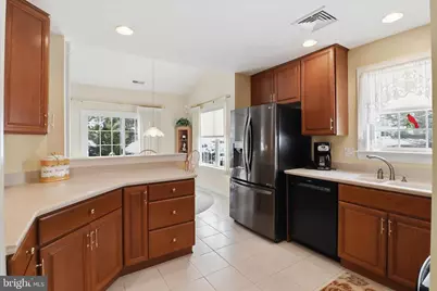 309 Charleston Lane, Reading, PA 19610 - Photo 9