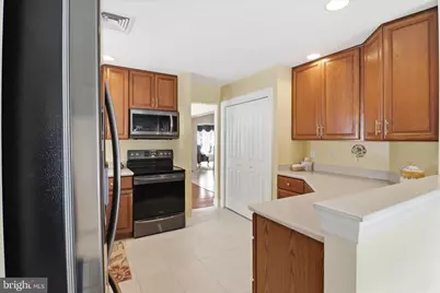 309 Charleston Lane, Reading, PA 19610 - Photo 7