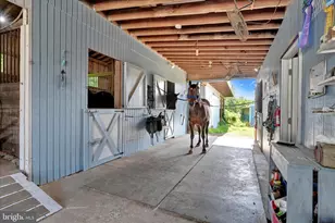 321 Garey Rd, Douglassville, PA 19518 - Photo 77