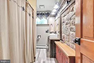 321 Garey Rd, Douglassville, PA 19518 - Photo 47