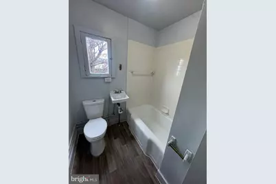 520 N 10th Street, Reading, PA 19604 - Photo 5