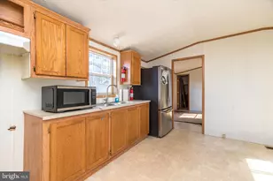 100 Waldon Cir, Macungie, PA 18062 - Photo 13