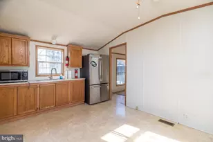 100 Waldon Cir, Macungie, PA 18062 - Photo 9