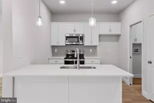 227 Lucille Way, Fleetwood, PA 19522 - Photo 3