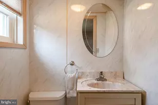 2405 Garden Ln, Reading, PA 19609 - Photo 23