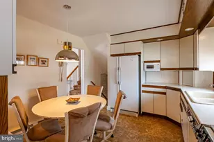 2405 Garden Ln, Reading, PA 19609 - Photo 13