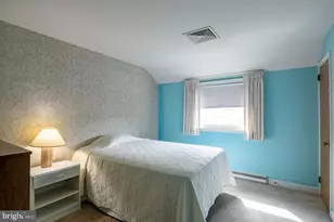 2405 Garden Ln, Reading, PA 19609 - Photo 15