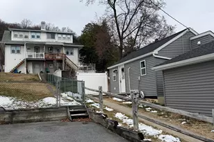 25 W 33rd St, Reading, PA 19606 - Photo 3