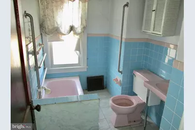 701 Alton Avenue, Reading, PA 19605 - Photo 23