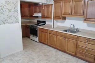 701 Alton Ave, Reading, PA 19605 - Photo 3